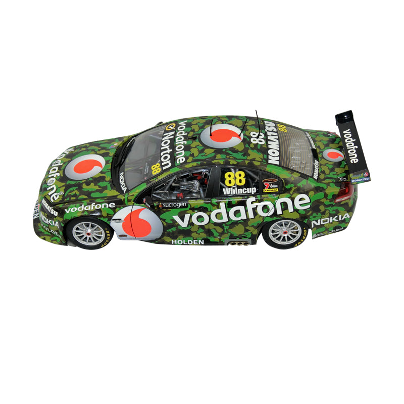 1:18 Classic Carlectables Jamie Whincup 2011 Townsville Camo Livery 18484