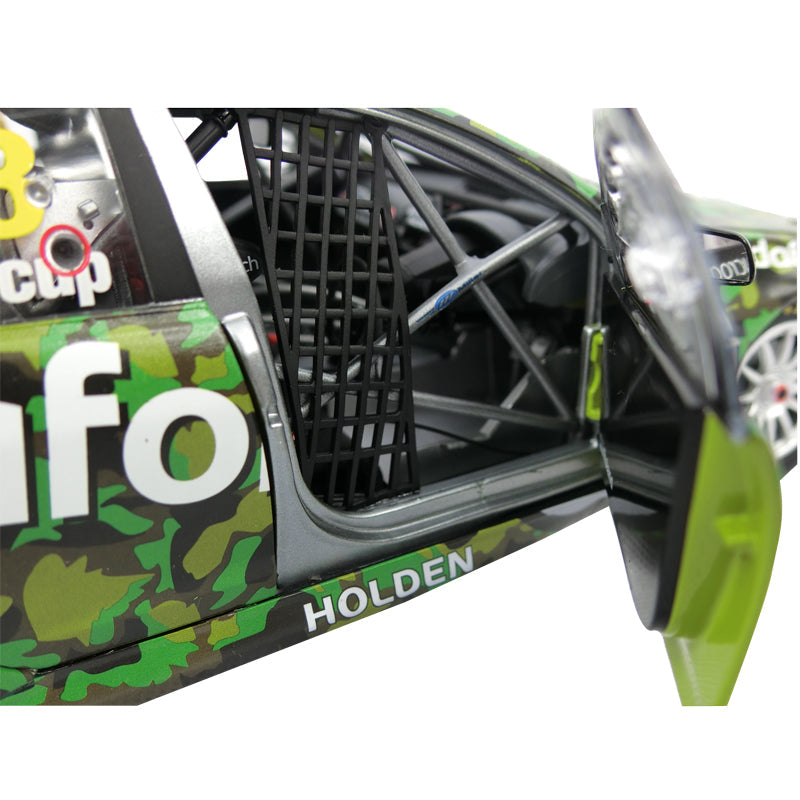 1:18 Classic Carlectables Jamie Whincup 2011 Townsville Camo Livery 18484