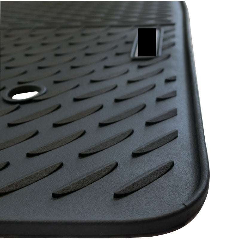 Rubber Custom Floor Mats Suits Isuzu Dmax Dual Cab SX/EX/LS-U/LS-M/LS-T 11/2013-7/2020 Front & Rear Black MRBIZ001BLK2RW