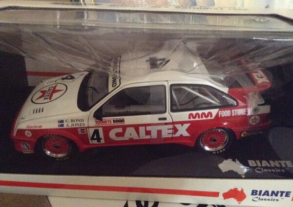 1:18 Biante 1988 Ford Sierra RS 500 Colin Bond / Alan Jones 48669