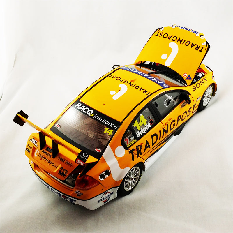 1:18 Suits Holden VE Commodore Trading Post Racing 2010 Jason Bright Biante B18301P