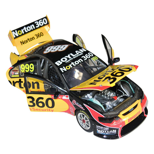 1:18 Biante Suits Ford BF Falcon - #999 James Moffat (2009) B18302F